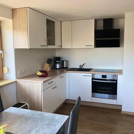 Marianne Apartment *